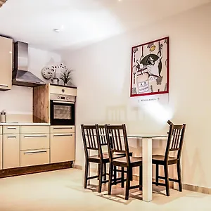 Wohnen Im Herzen Von Budget Apartmán