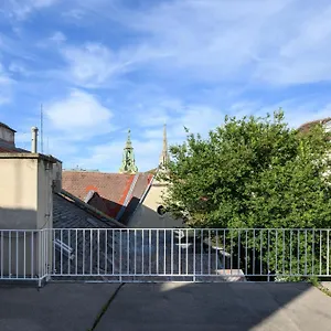 Palais Palffy Suits Apartmán