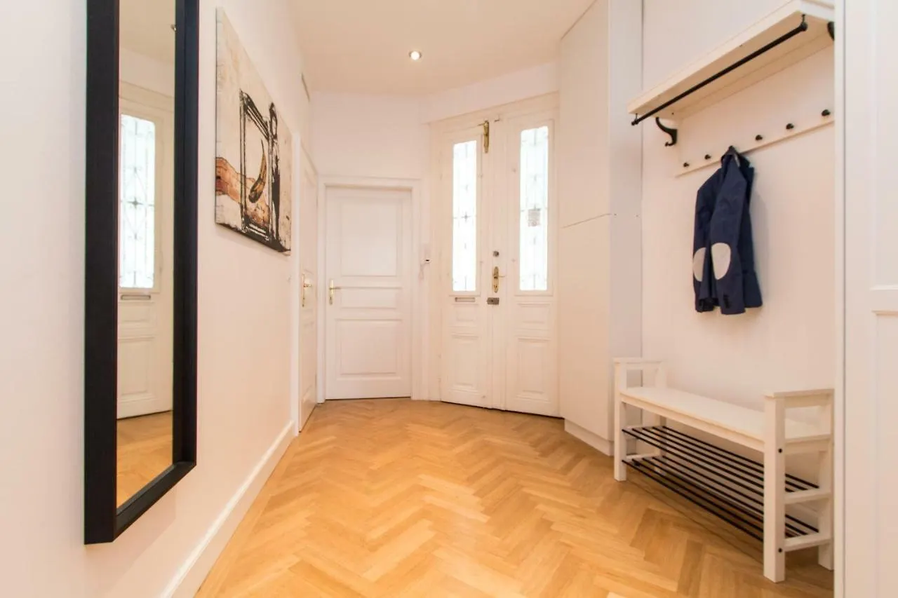 Design Apartments I Contactless Check-In Viena