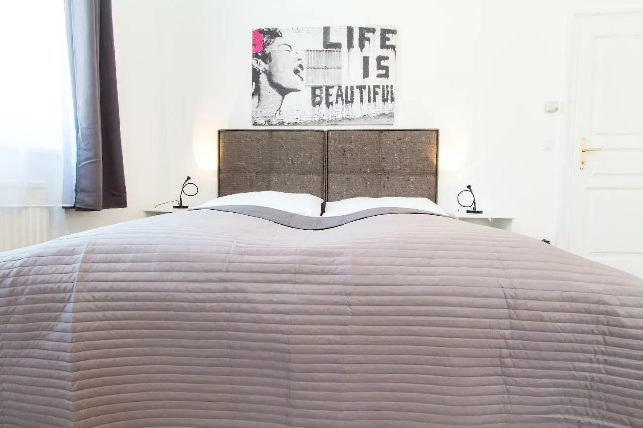 Design Apartments I Contactless Check-In Vienna