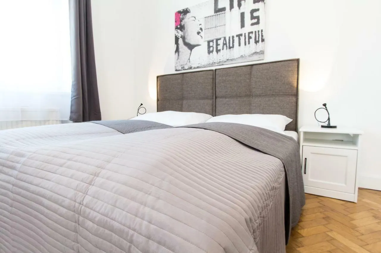 Design Apartments I Contactless Check-In Wien